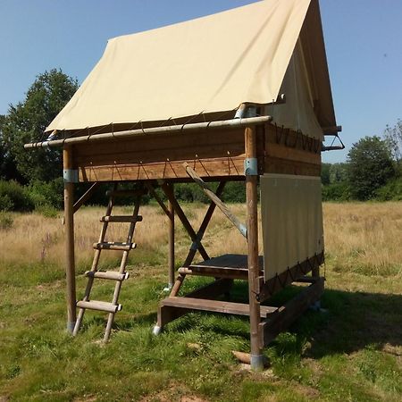 Bivouac Hotell Le Fay Exteriör bild